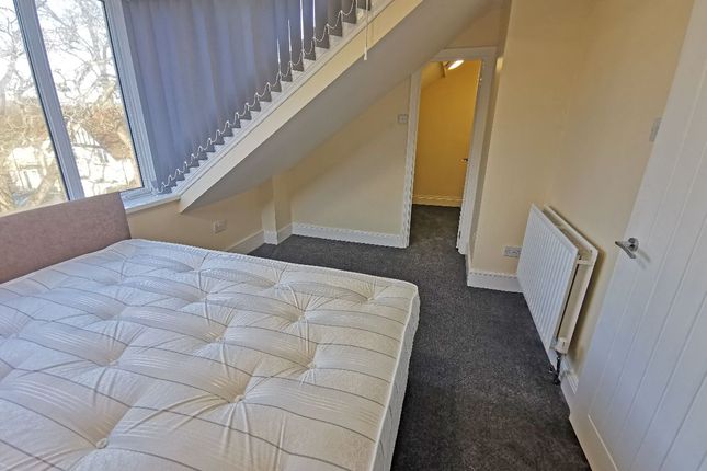 53A Hunters Road, Newcastle Upon Tyne photo 3