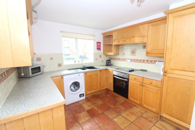 15 Cypher House, City Centre, Swansea photo 5