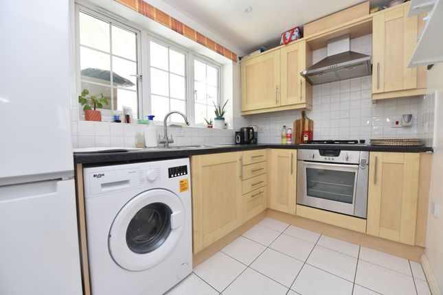 29 Flawn Way, St. Neots photo 2