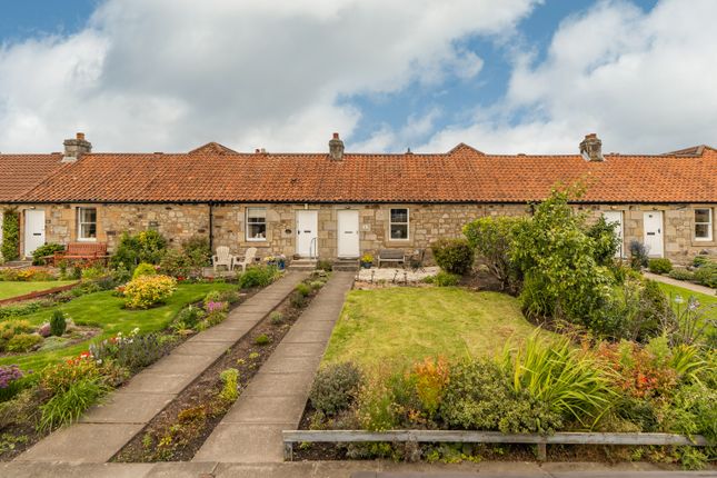 2-bed house on 6, Echline Farm Cottages, South Queensferry, £225,000