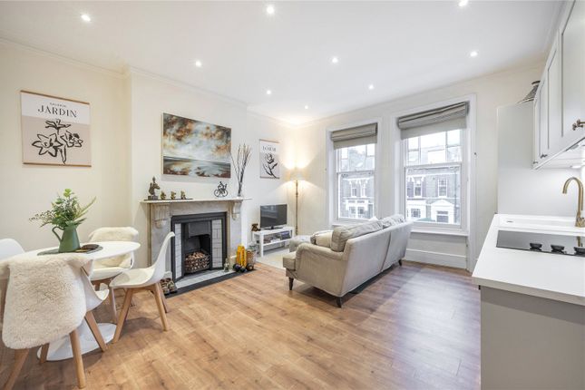 Flat for sale in Weston Park, Crouch End, London