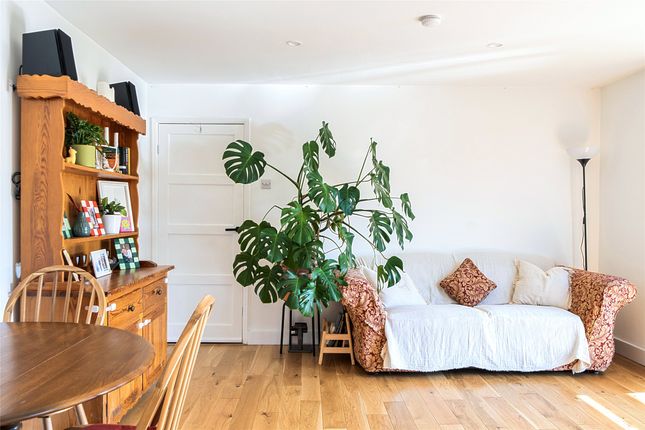44, Gloucester Road, Somerset photo 5