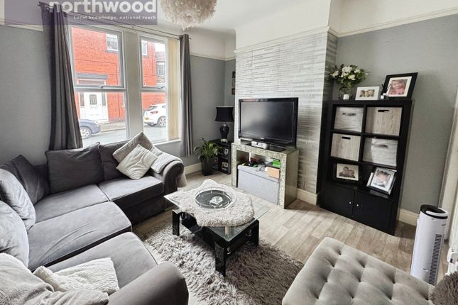 122, Poulton Road, Wirral photo 4