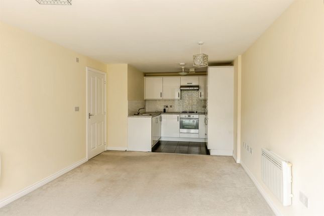 132, Paxton Drive, Bristol photo 3