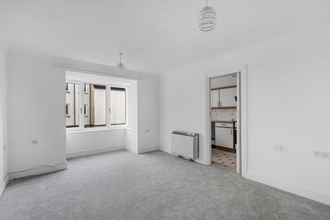 Flat 18 Leander Court, Strand, Teignmouth photo 4