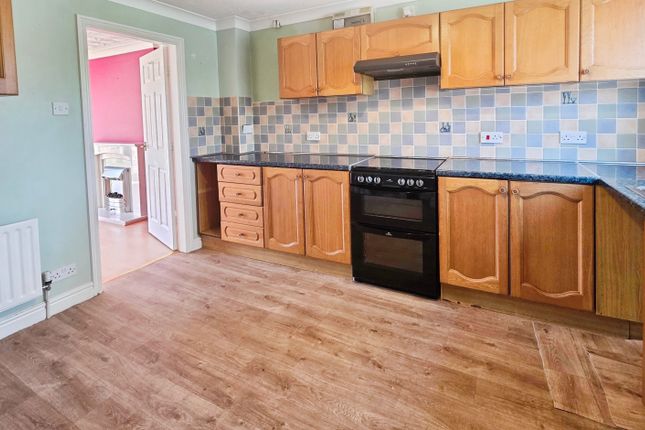 30, Bellview Road, Ruskington photo 3