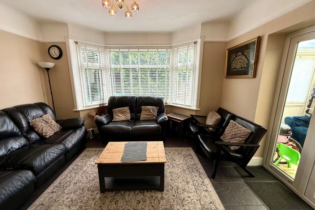 14, Regents Park Road, Southampton photo 3