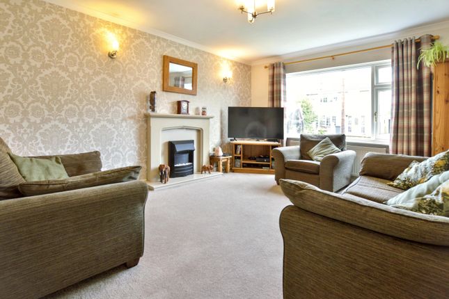 45, Chestnut Drive, Louth photo 3