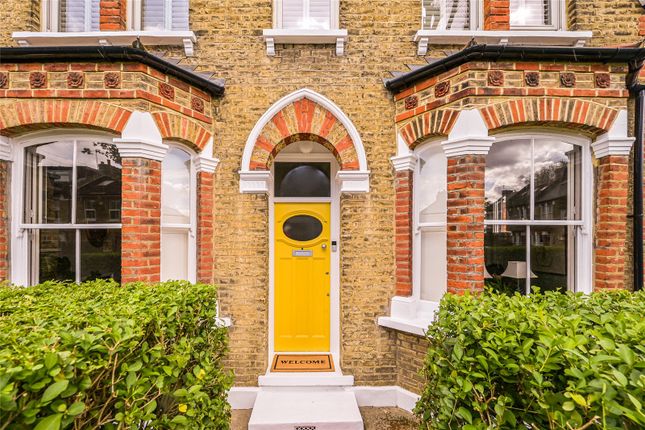 End terrace house for sale in Beaumont Road, London