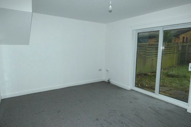 59 Shire Road, Leeds photo 3