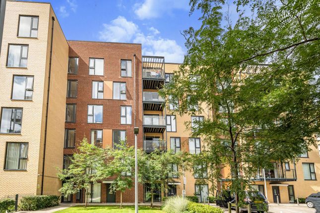 Flat for sale in Silverworks Close, Colindale, London