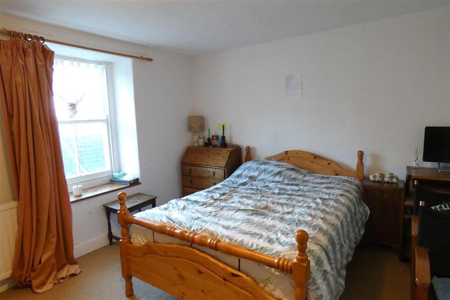 Town house for sale in Gloucester Terrace, Haverfordwest