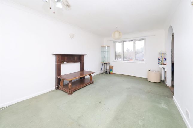 54, Cherry Court, Pinner photo 3