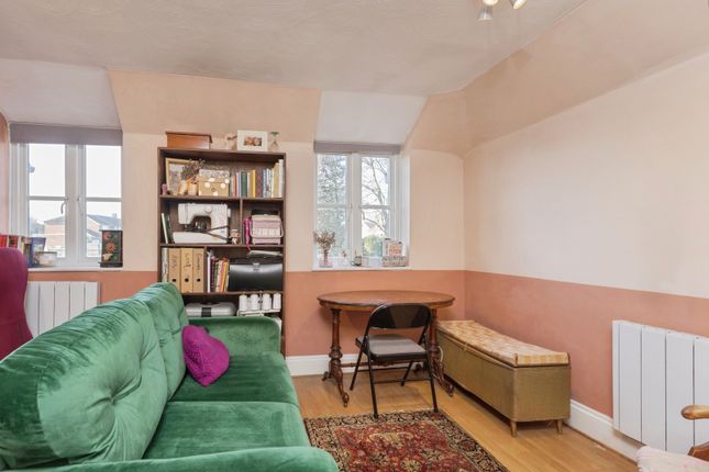 Flat 13, Park View Court,, Dashwood Road, Kent photo 4