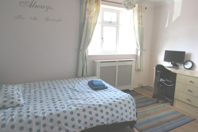 6, Brereton Close, NORWICH photo 4