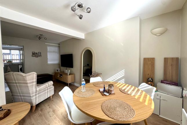 11 Blaen Dowlais, Merthyr Tydfil photo 4