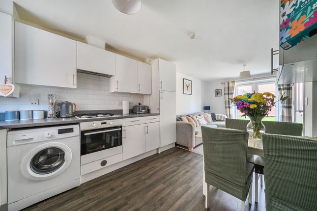 4, Sams Close, Bideford photo 2