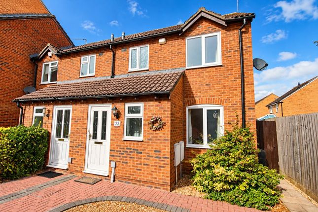 3-bed terraced on Weavers Close, Chippenham, £300,000