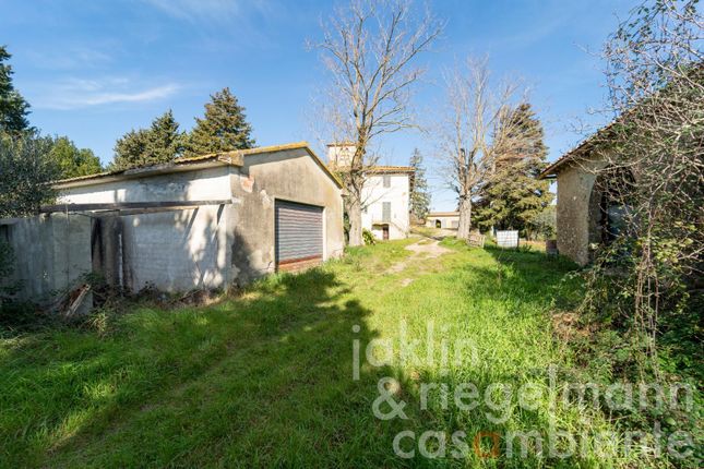 Country house for sale in Italy, Tuscany, Florence, Montespertoli