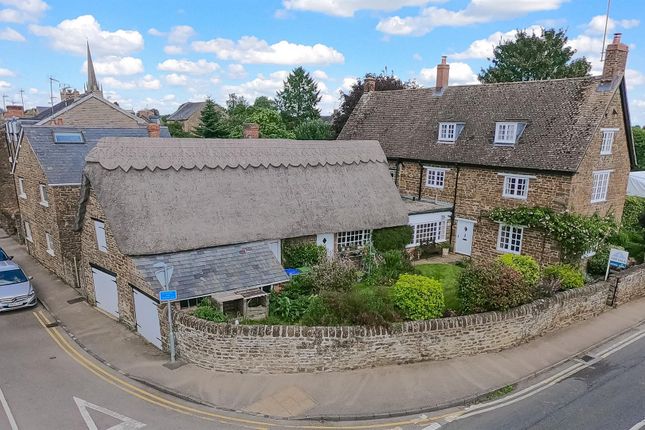 Thumbnail Cottage for sale in Main Road, Middleton Cheney, Banbury