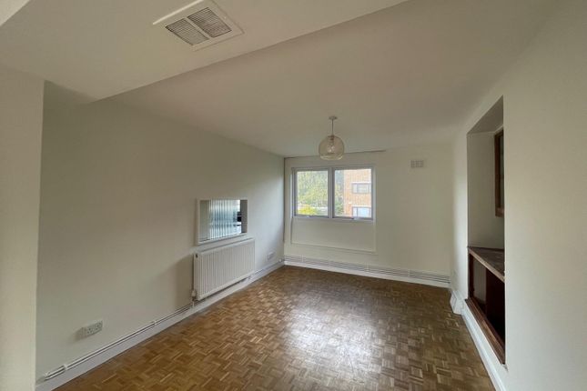 Greenacres, North Park, Eltham photo 3