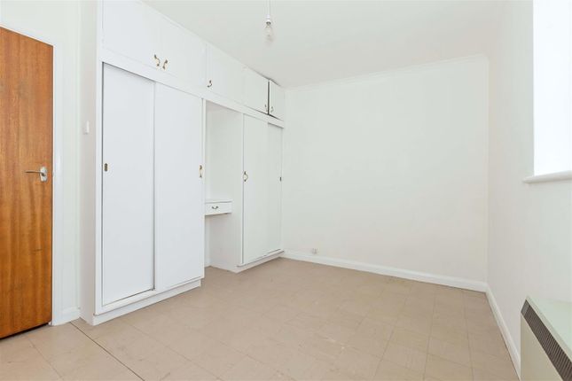 Flat for sale in Downview Road, Worthing