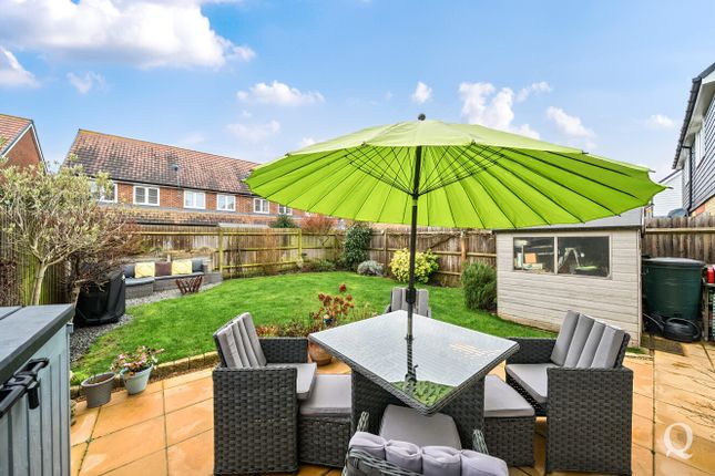 30, Deane Close, Kent photo 5