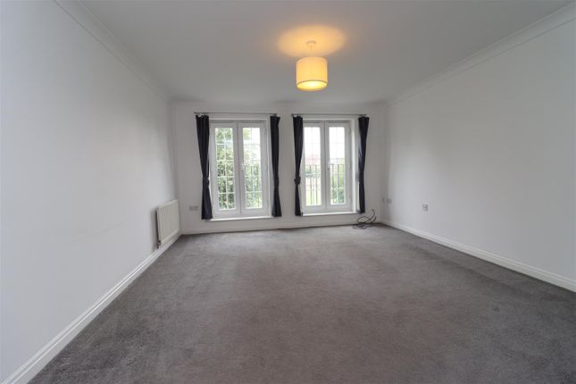 17, Langthwaite Close, Brough photo 2