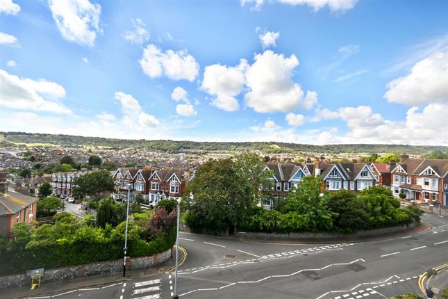 17, Sherborne Court, Upperton Road, Eastbourne photo 4