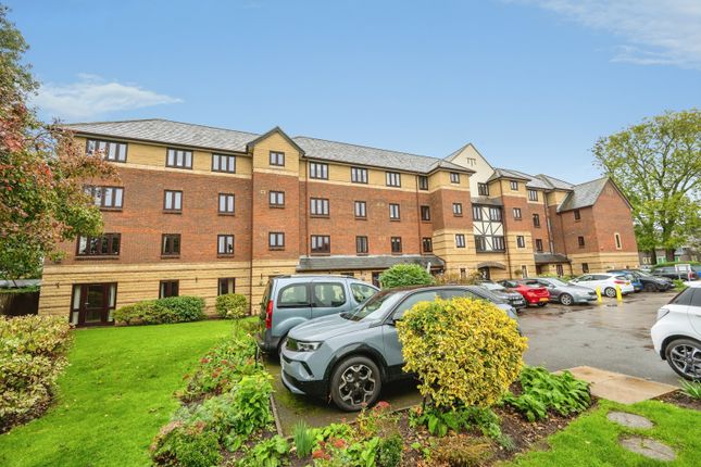 1-bed flat on Liddiard Court, Wollaston, £89,950