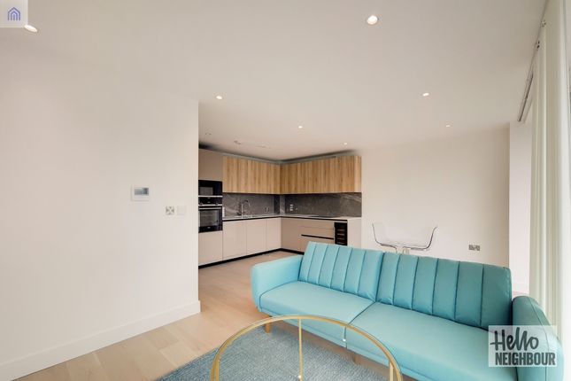 Flat to rent in Hoxton House, Penn Street, London