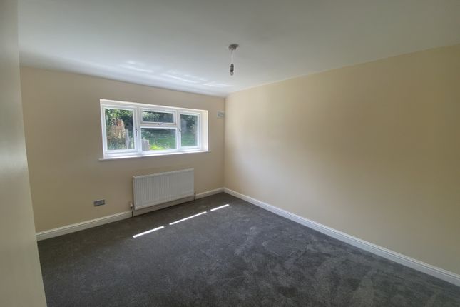 166, Cherry Orchard Road, Birmingham photo 3