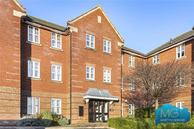 Thumbnail Flat for sale in Thornbury Close, Mill Hill