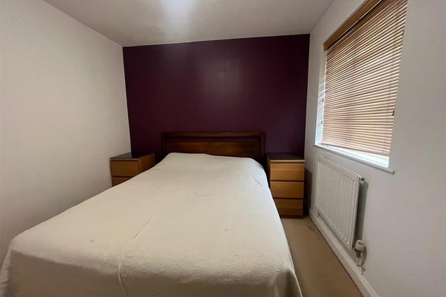 Property to rent in Whitehead Way, Aylesbury