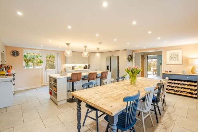 Westend Cottage, West End, Avening photo 3