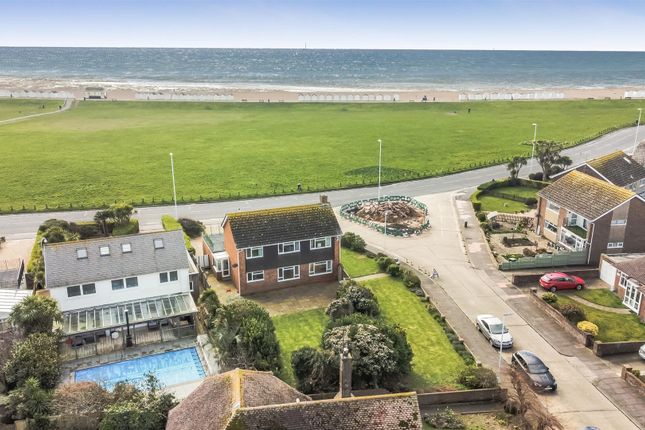 Thumbnail Property to rent in Marine Crescent, Goring-By-Sea, Worthing
