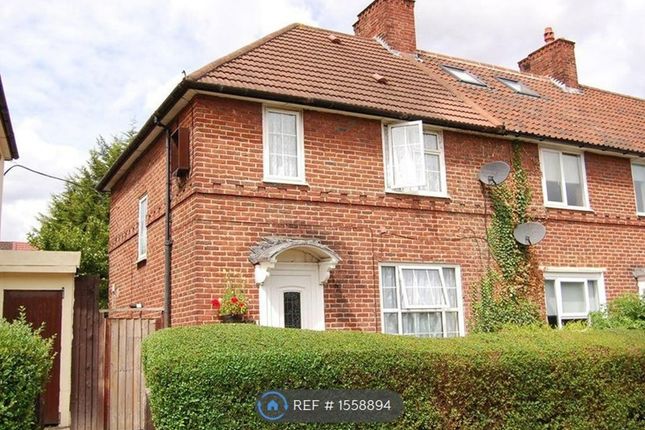 Thumbnail Semi-detached house to rent in St. Helier Avenue, Morden
