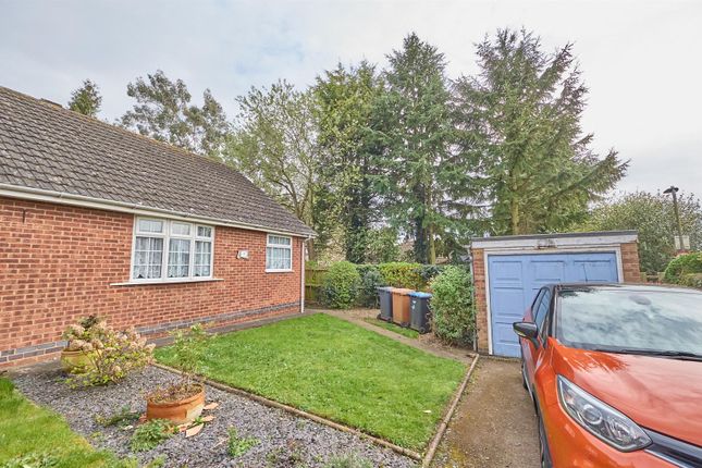 Thumbnail Semi-detached bungalow for sale in Park Road, Earl Shilton, Leicester