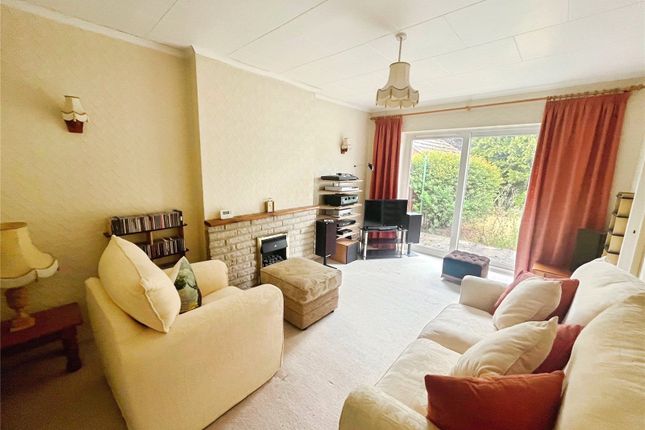 36, Villa Close, Bedworth photo 4