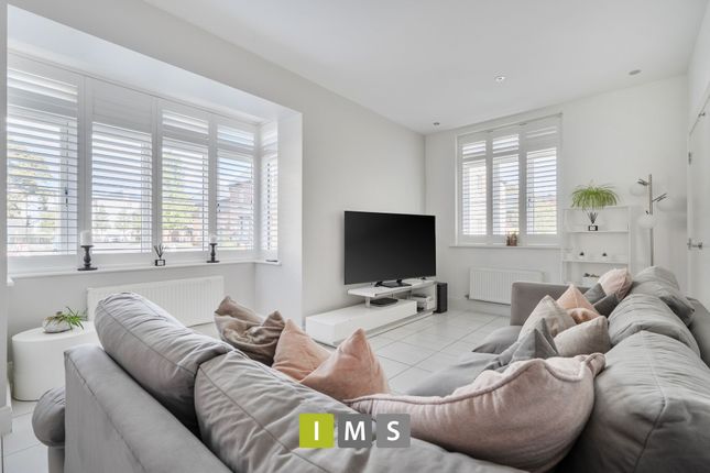 28 Williams Road, Bicester photo 4