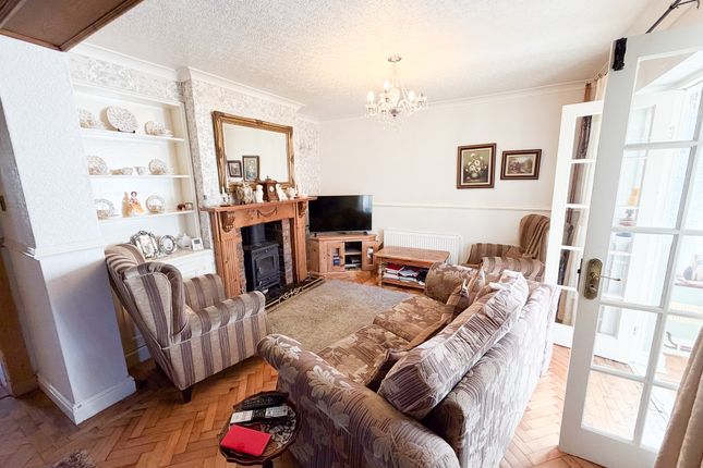31, Adams Valley, Uttoxeter Road, Stoke-on-Trent photo 5