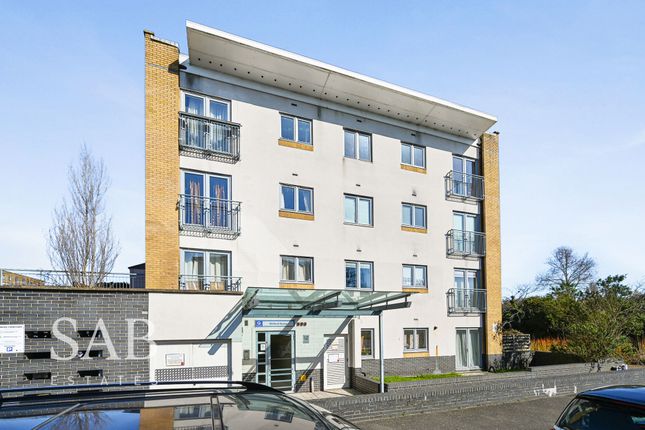 2-bed flat on Apt 245, Welford House Waxlow Way, Northolt, £289,000