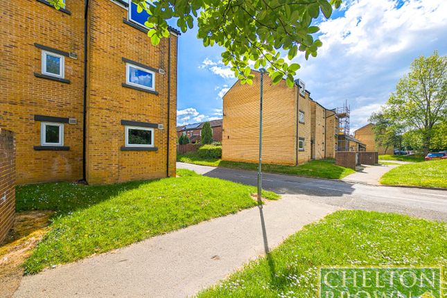Flat for sale in Knaphill Crescent, Northampton