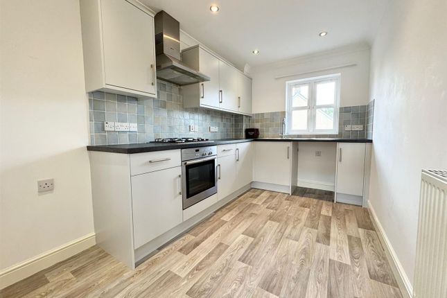 7, Mercers Close, Tiverton photo 3