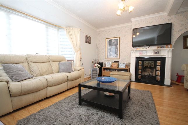 14, Upland Way, Surrey photo 4