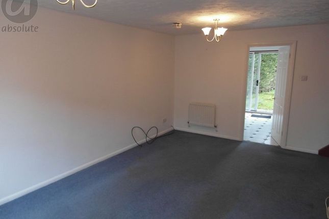 6, Whitings, Bedford photo 3