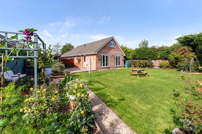 5, Peper Harow, Horndean photo 2