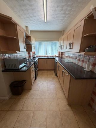24 Plaistow Avenue, Birmingham photo 5