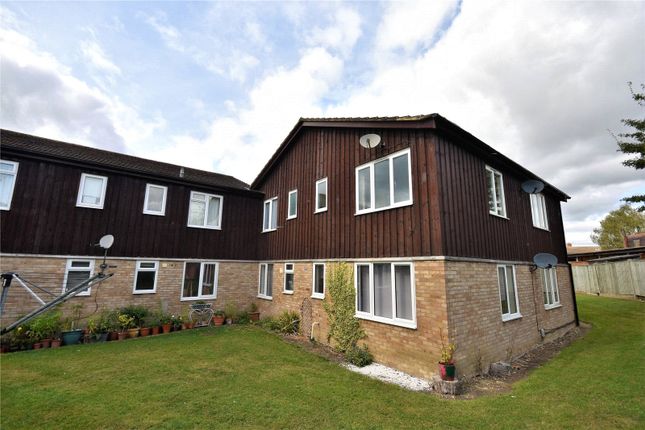 Thumbnail Flat for sale in Chequers Court, Aylesbury