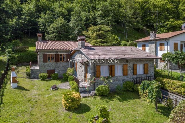 Thumbnail Villa for sale in Caprese Michelangelo, Tuscany, Italy